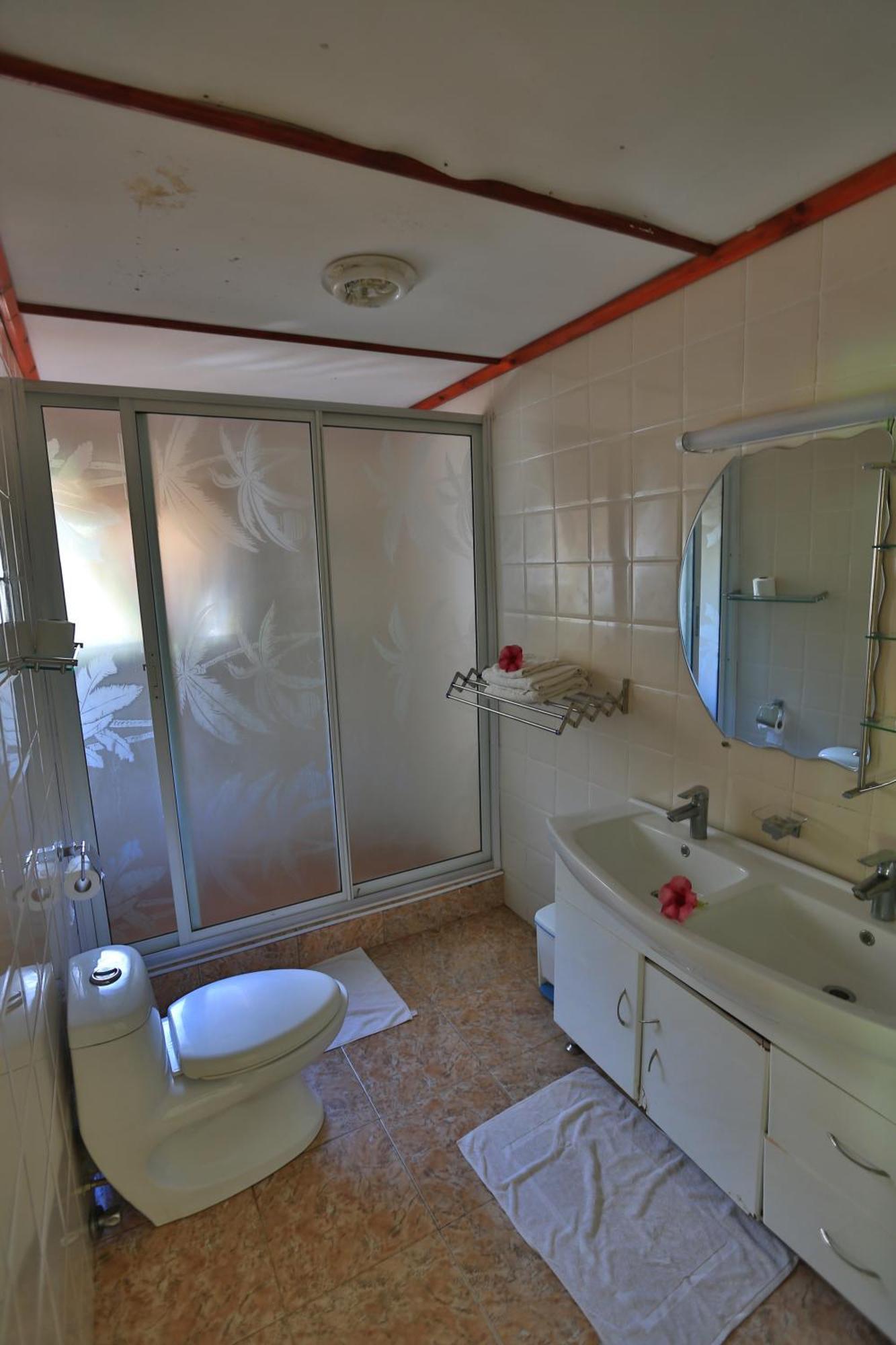 Rising Sun Guesthouse ラ・ディーグ島 部屋 写真